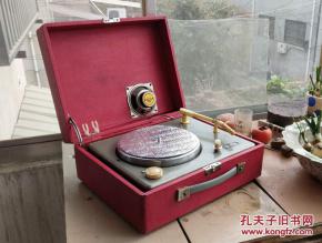數字時代的模擬情懷 音頻唱機、音像制品與收藏文化的交響樂章